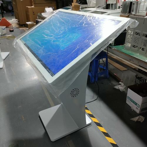 43寸卧式K型查询机现货款 落地电容触摸一体机，集电子签名与拍照触控于一身